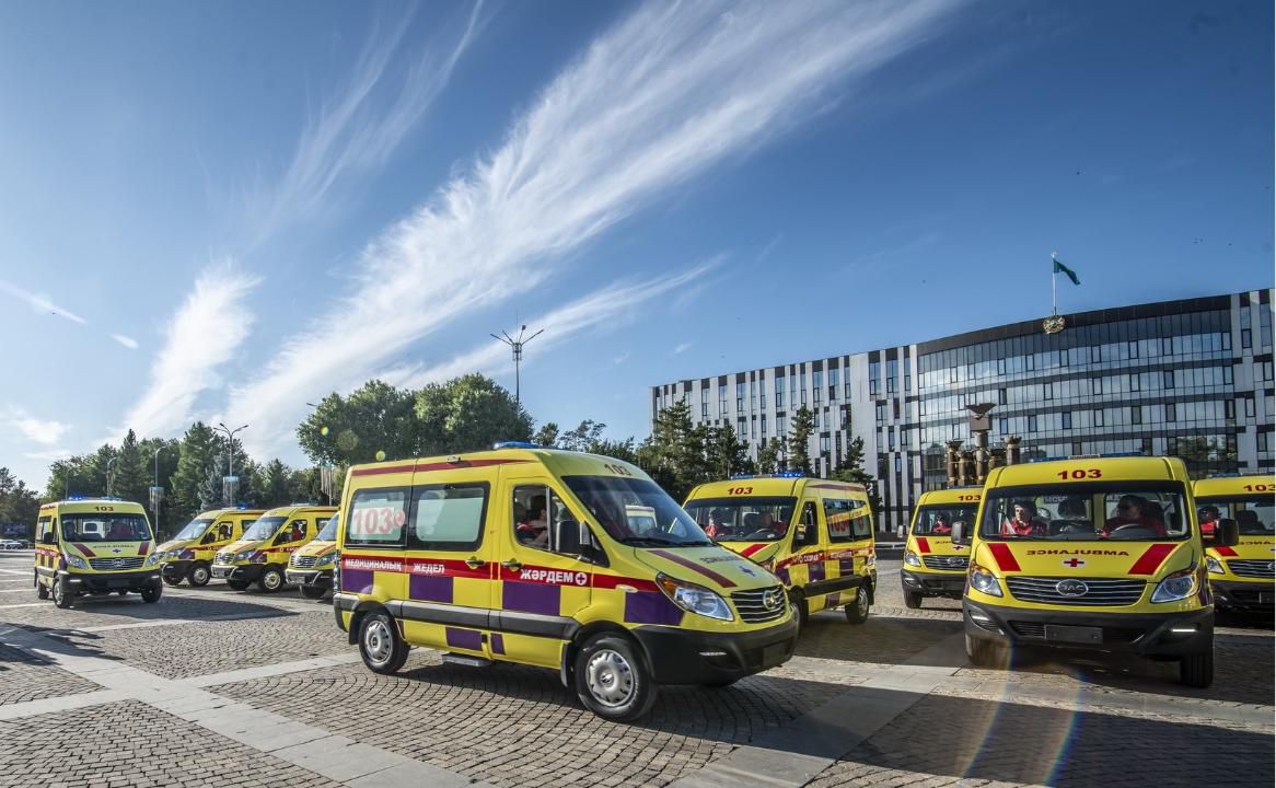 جەتىسۋدا جەدەل جاردەم قىزمەتى جاڭا كولىكتەرمەن تولىقتى