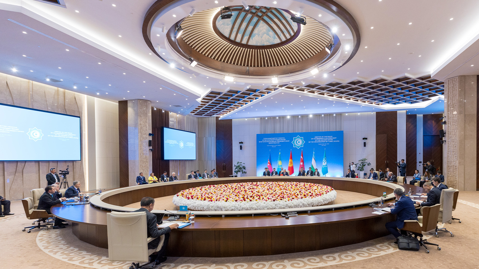 تۇركى مەملەكەتتەرى ۇيىمى ەلدەرىنىڭ ۇكىمەت باسشىلارى كەزدەستى