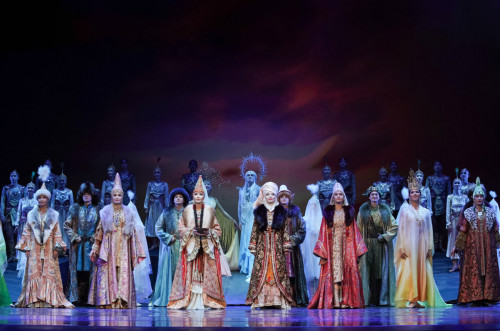 كورەرمەندى ءتانتى ەتكەن قويىلىم