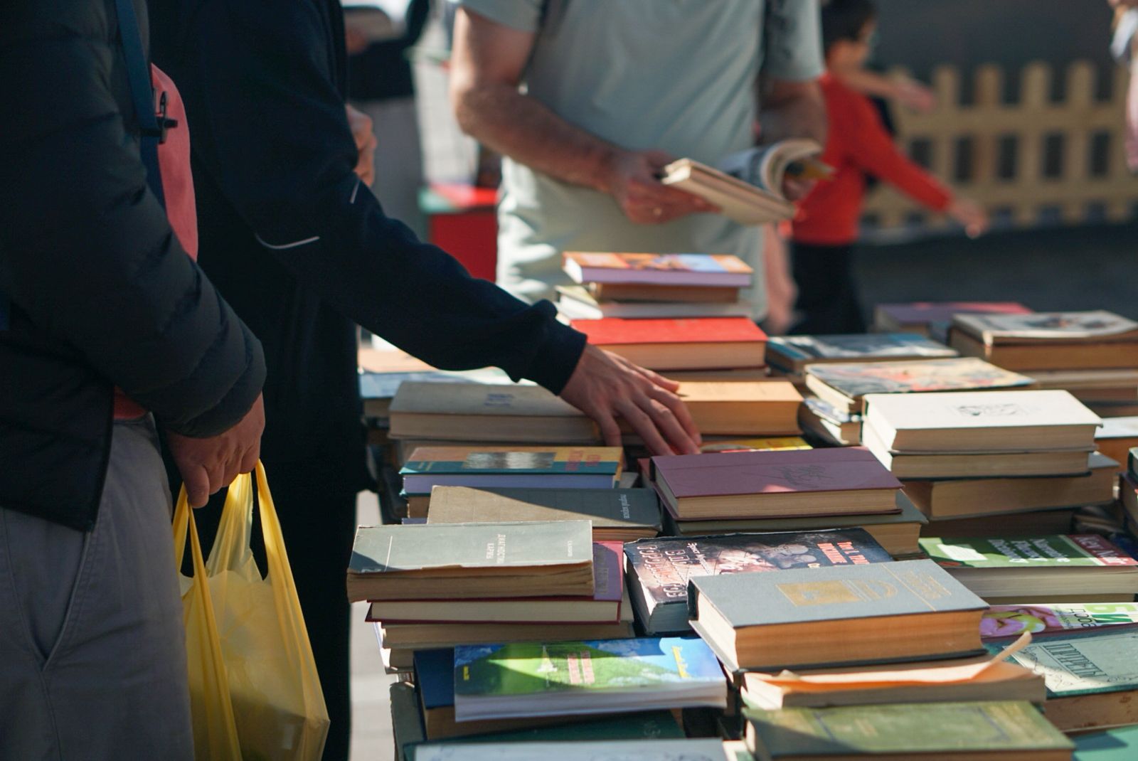 الماتىداعى كىتاپ جارمەڭكەسىنە 30 مىڭ ادام قاتىستى