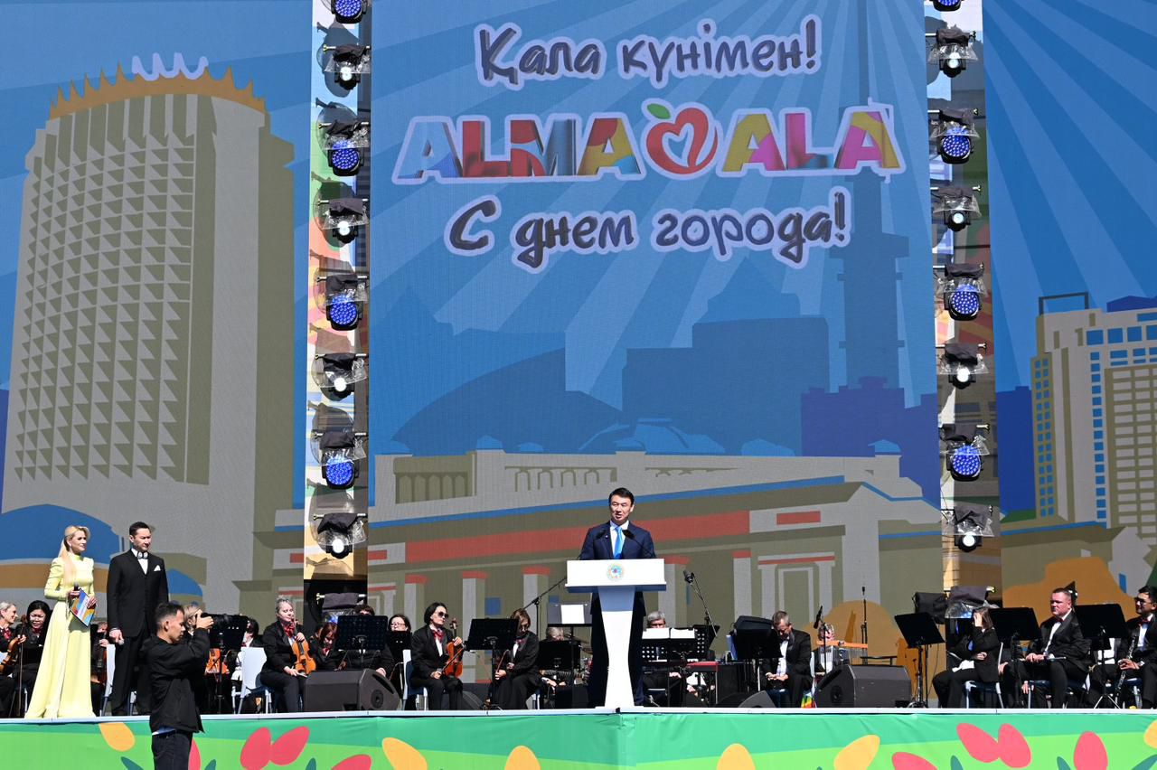 الماتى اكىمى دارحان ساتىبالدى الماتىلىقتاردى قالا كۇنىمەن قۇتتىقتادى