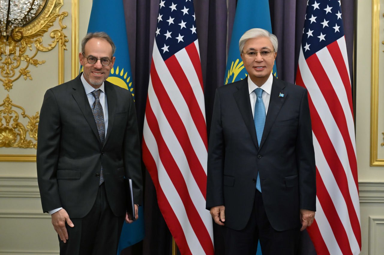 پرەزيدەنت Amazon كومپانياسىنىڭ اعا ۆيتسە-پرەزيدەنتى دەۆيد زاپولسكيدى قابىلدادى