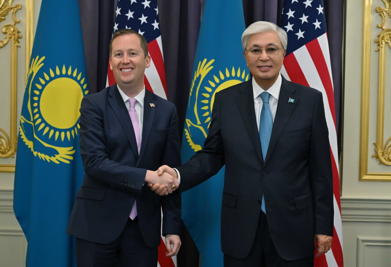 توقاەۆ اقش پرەزيدەنتىنىڭ وڭتۇستىك جانە ورتالىق ازياداعى ارناۋلى وكىلىن قابىلدادى