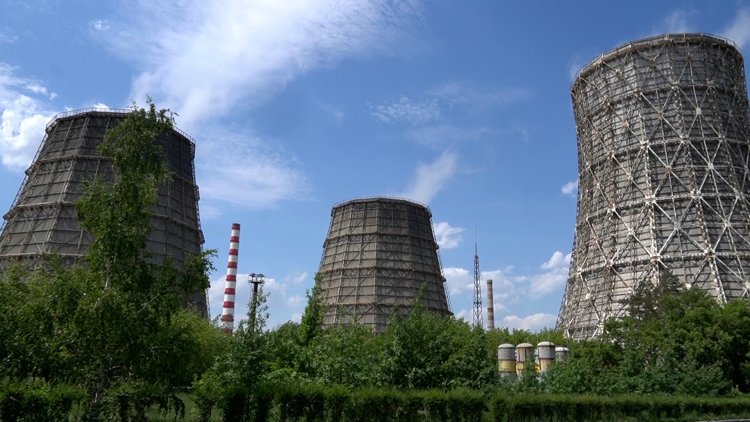 پاۆلوداردا تۇرعىن ۇيلەرگە جىلۋ بەرىلە باستادى