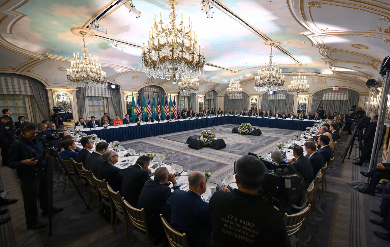 قازاقستان ءوزىنىڭ ەنەرگەتيكالىق رەسۋرستارىن ەكسپورتتاۋ باعىتتارىن ءارتاراپتاندىرۋدى كوزدەيدى — توقاەۆ