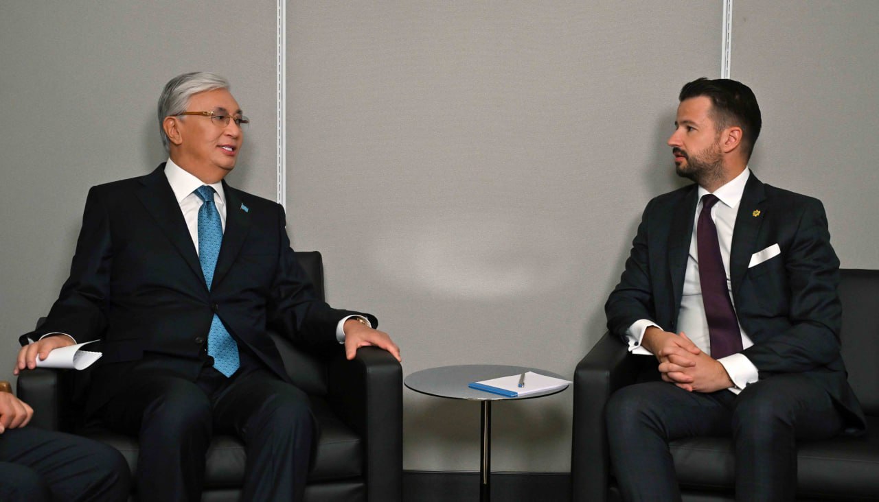 قاسىم-جومارت توقاەۆ چەرنوگوريا پرەزيدەنتىمەن كەزدەستى