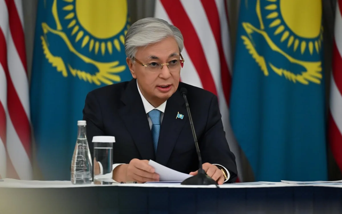 پرەزيدەنت اقش-پەن قارىم-قاتىناستى نىعايتۋدى سىرتقى ساياساتتىڭ ماڭىزدى باعىتى دەپ اتادى