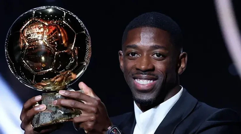 ۋسمان دەمبەلە العاش رەت «التىن دوپ» يەگەرى اتاندى