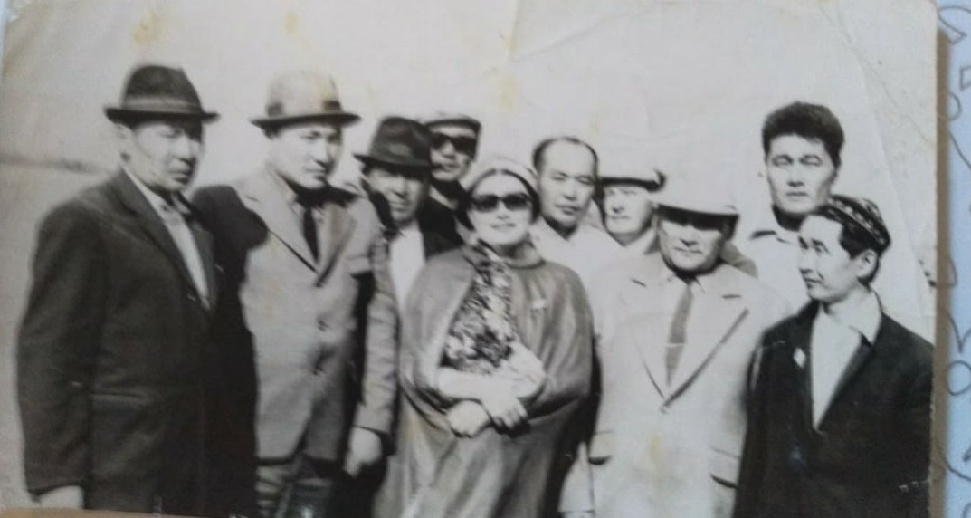 ايگىلى ءانشىنىڭ تورعايعا ساپارى