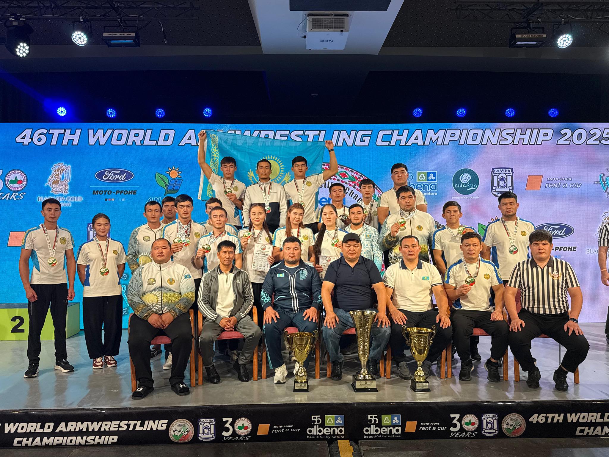 الەم چەمپيوناتىندا شاردارالىق سپورتشىلار 19 التىن مەدال يەلەندى