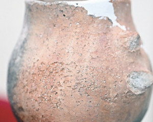 اقتەرەك قورىمىنان تابىلعان جادىگەرلەر