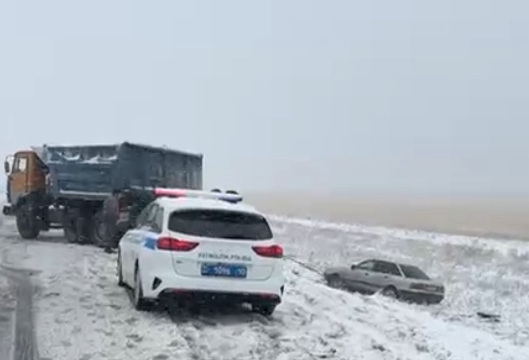 قوستانايعا قار ءتۇسىپ, ەلەكتر جەلىلەرى ىستەن شىقتى