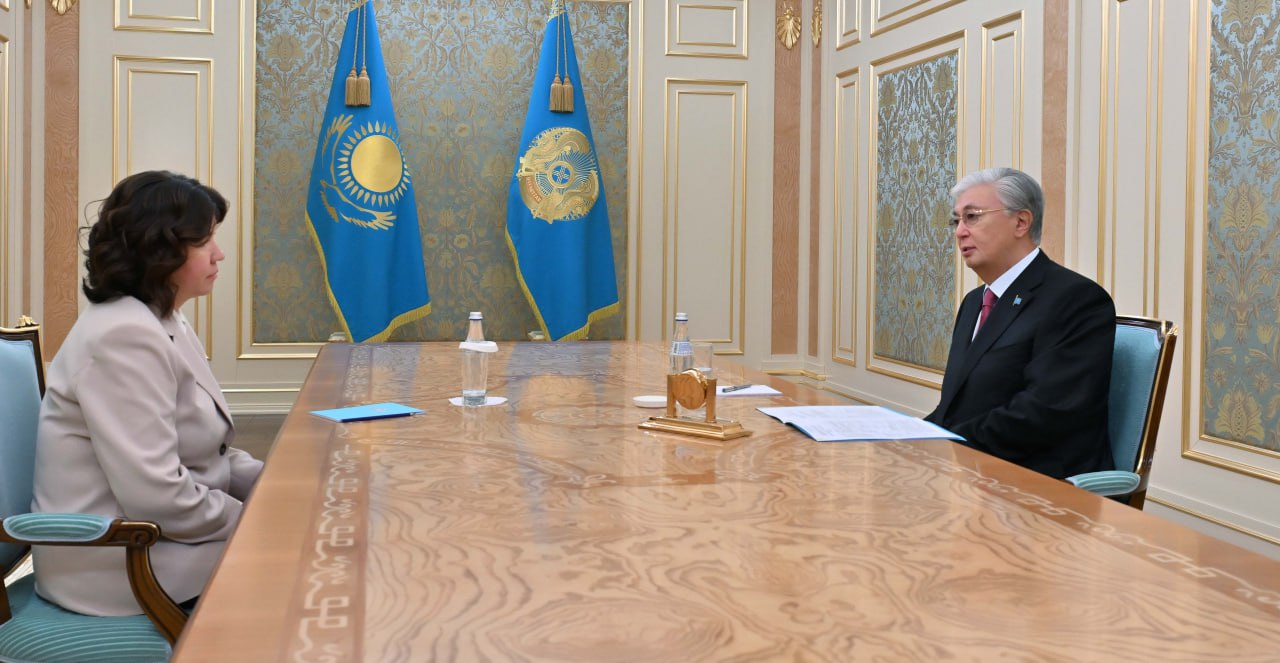 مەملەكەت باسشىسى وقۋ-اعارتۋ ءمينيسترى جۇلدىز سۇلەيمەنوۆانى قابىلدادى