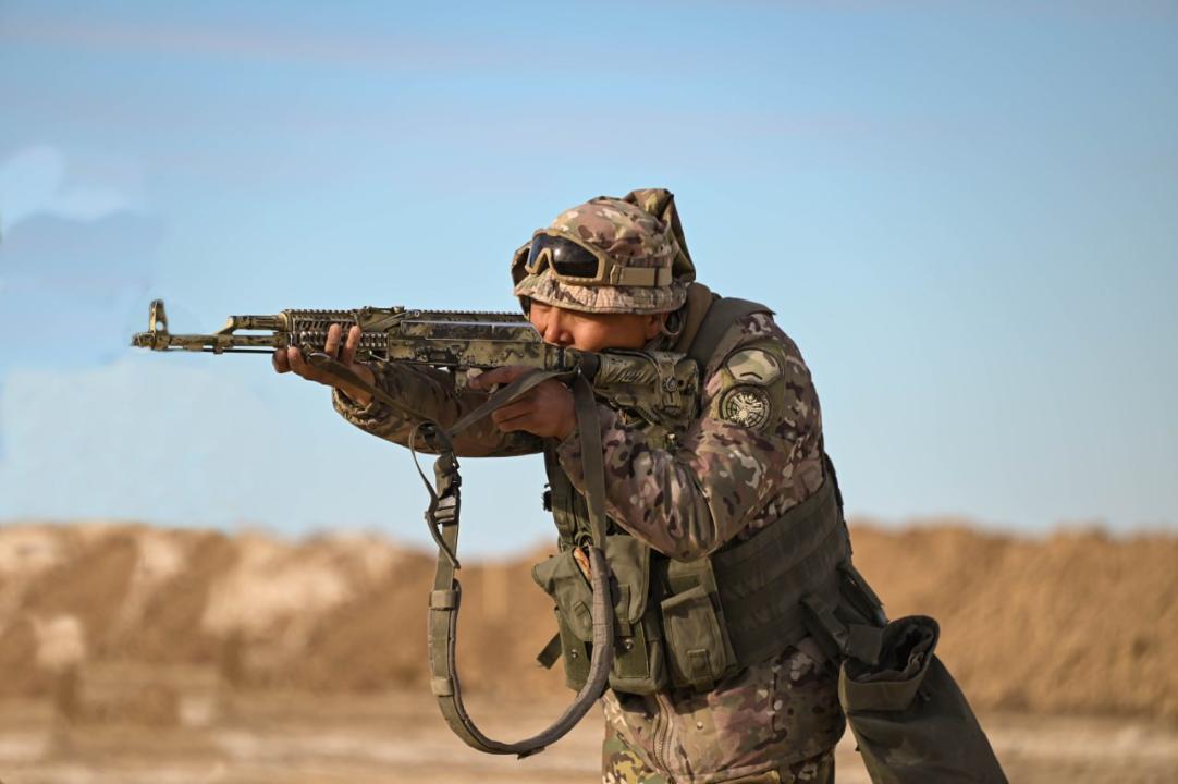 «ايبالتا-2025»: بارلاۋ بولىمشەلەرى تاكتيكالىق اتىس نورماتيۆتەرىن ورىندادى