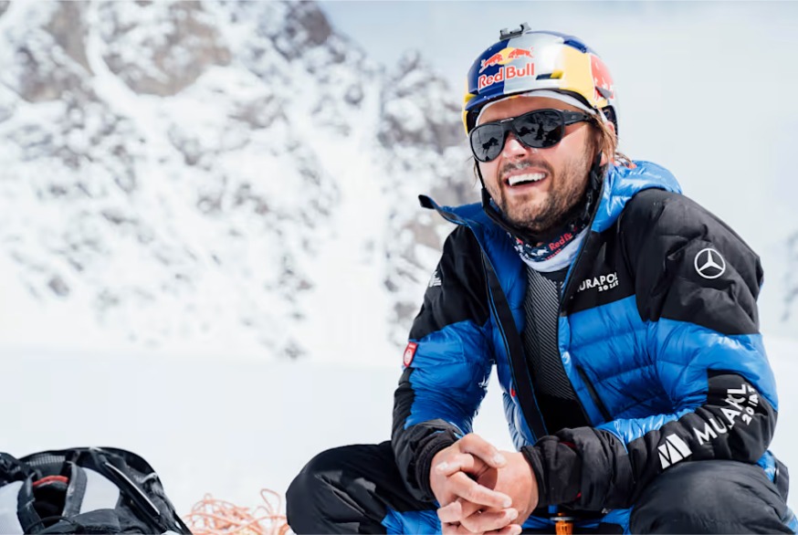 ەۆەرەستەن شاڭعىمەن تۇسكەن