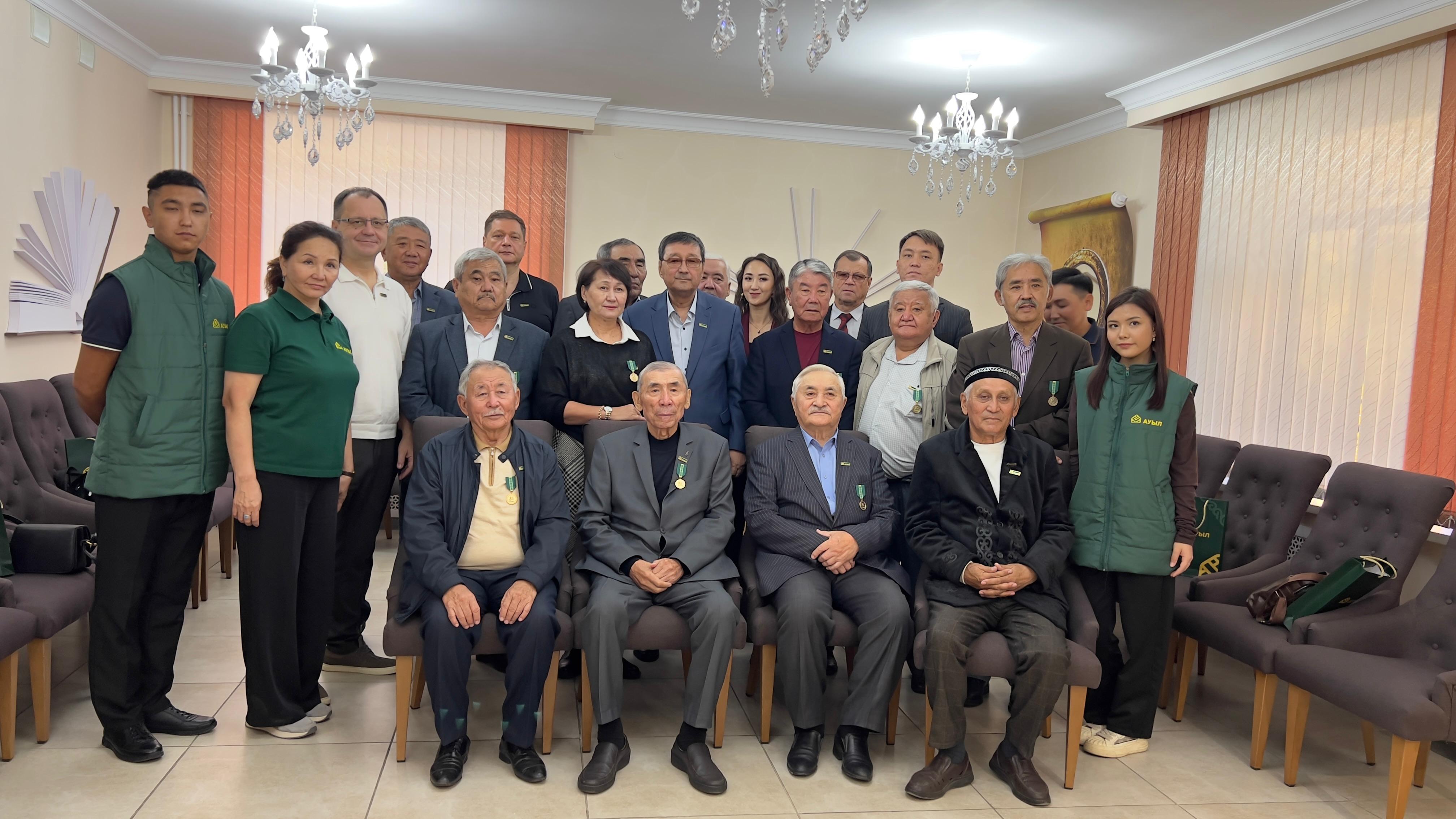 اعا بۋىن تاعى دا العا شىقتى