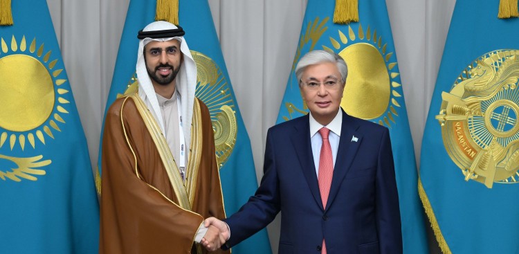 مەملەكەت باسشىسى ءباا وكىلدەرىمەن كەزدەستى