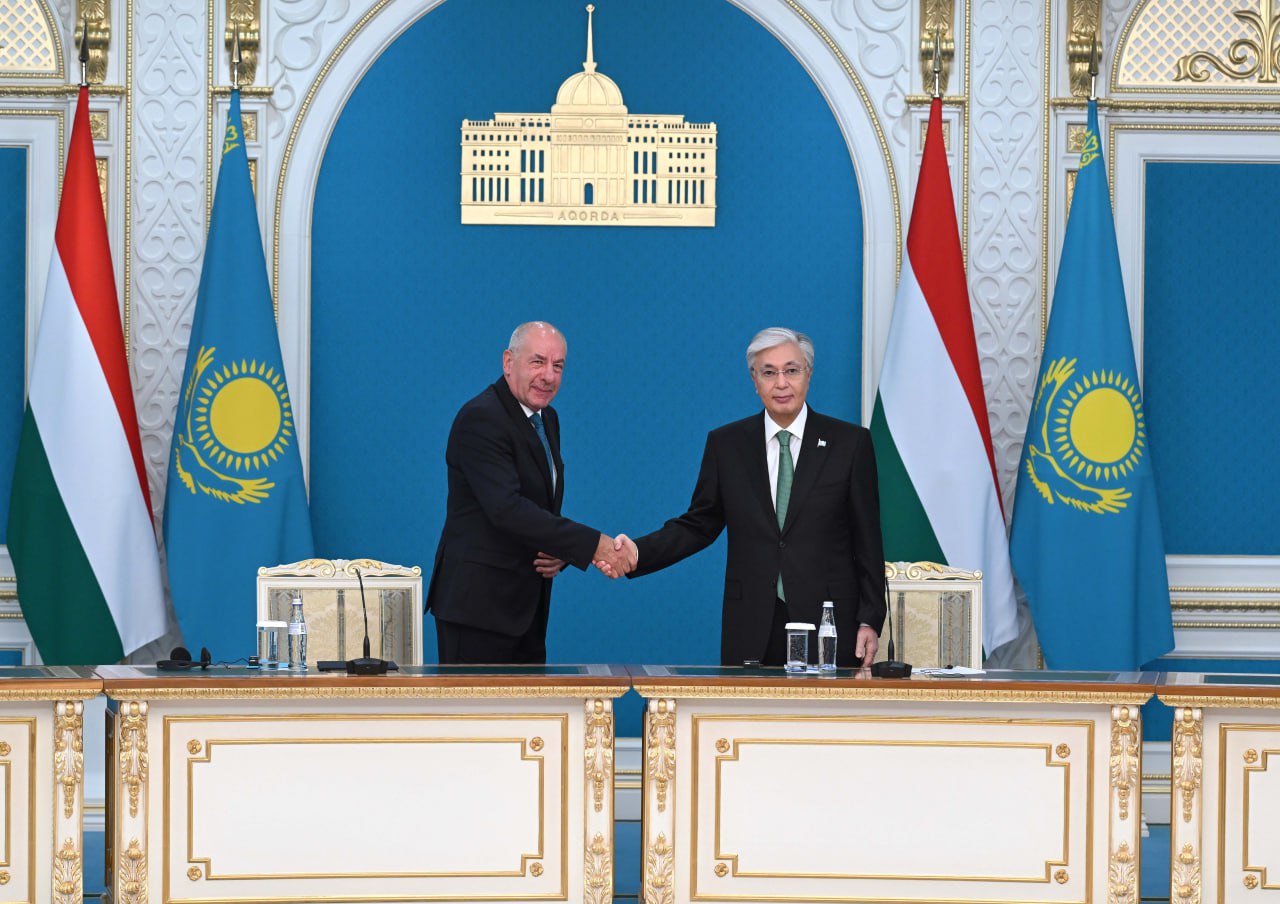 پرەزيدەنت: مادەني-گۋمانيتارلىق بايلانىستارىمىز - قازاق-ماجار قاتىناسىنىڭ التىن ارقاۋى