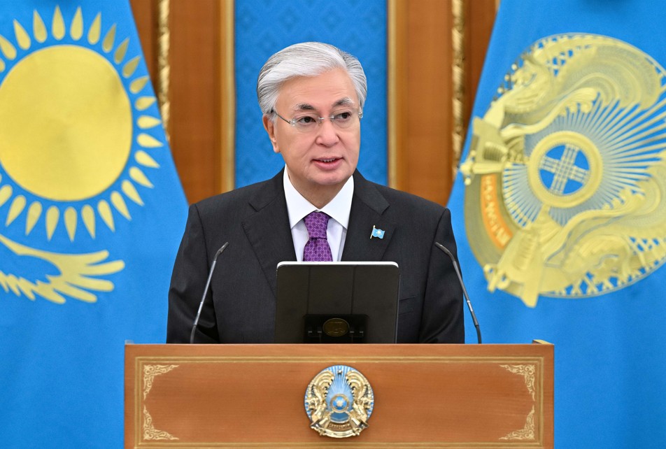 ۇستازىن  ۇلىقتاعان ەلدىڭ ۇرپاعى سانالى