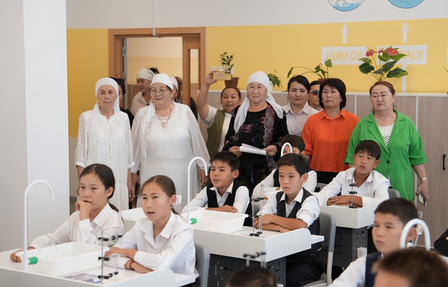 ۇلتتىق جوبانى اتا-انالار لايىقتى باعالادى