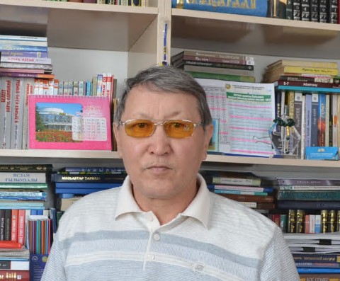 قۇندىلىقتى قۇنتتاعان قالامگەر