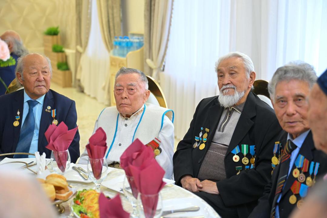 قارتتارعا قۇرمەت كورسەتىلدى