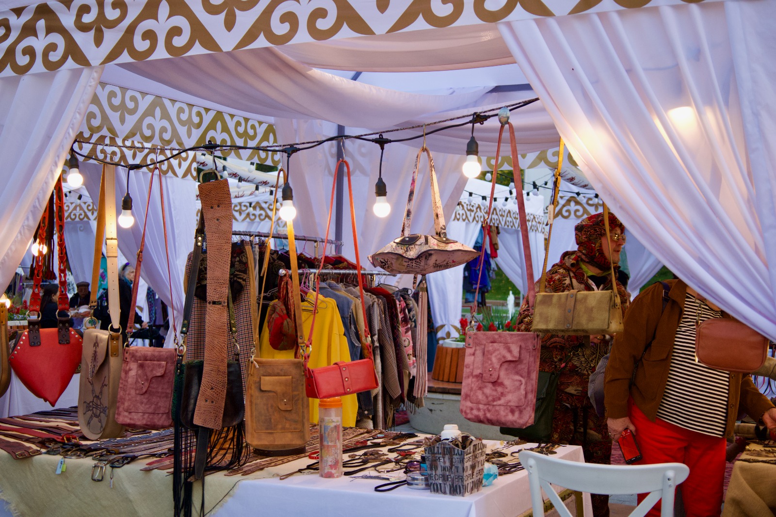 الماتى – الەمدىك قولونەر قالاسى