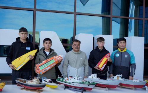 ەلوردادا كەمە مودەلدەۋ سايىسى ءوتتى