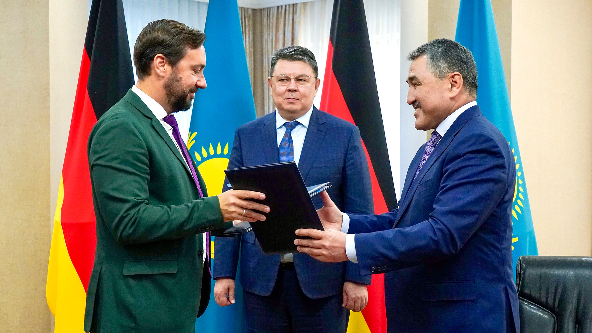 ستراتەگيالىق سۋ سەرىكتەستىگى جونىندەگى كەلىسىم