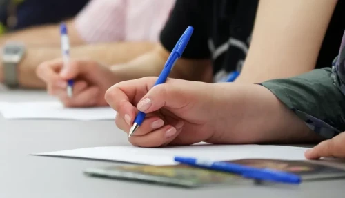 قازاقستاندا قارجىلىق ساۋاتتى انىقتاۋعا ارنالعان تەست ءوتىپ جاتىر