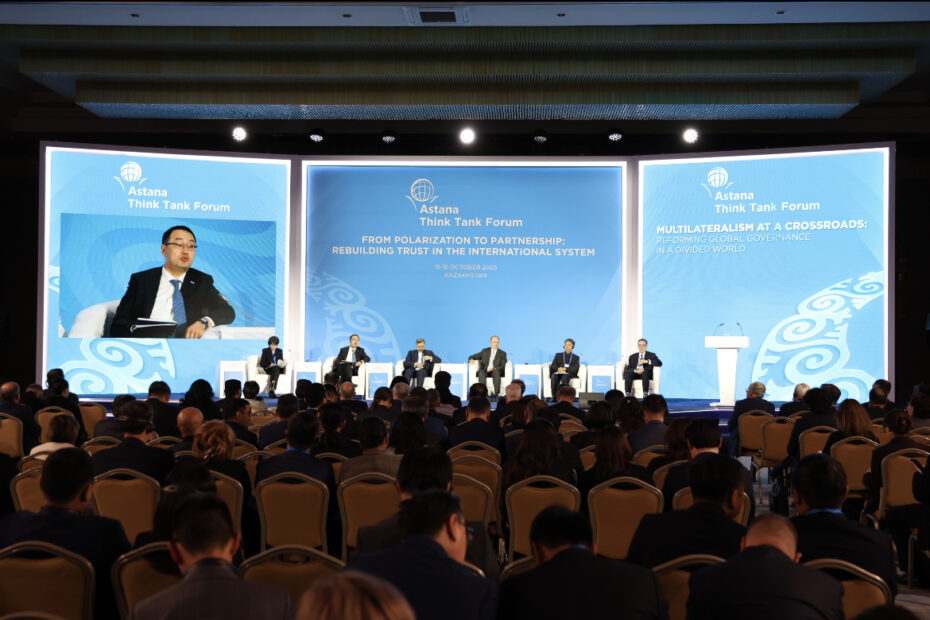 استاناداعى ساراپشىلار پولياريزاتسيادان سەرىكتەستىككە كوشۋ جانە حالىقارالىق جۇيەگە سەنىمدى قالپىنا كەلتىرۋ ماسەلەلەرىن تالقىلاپ جاتىر