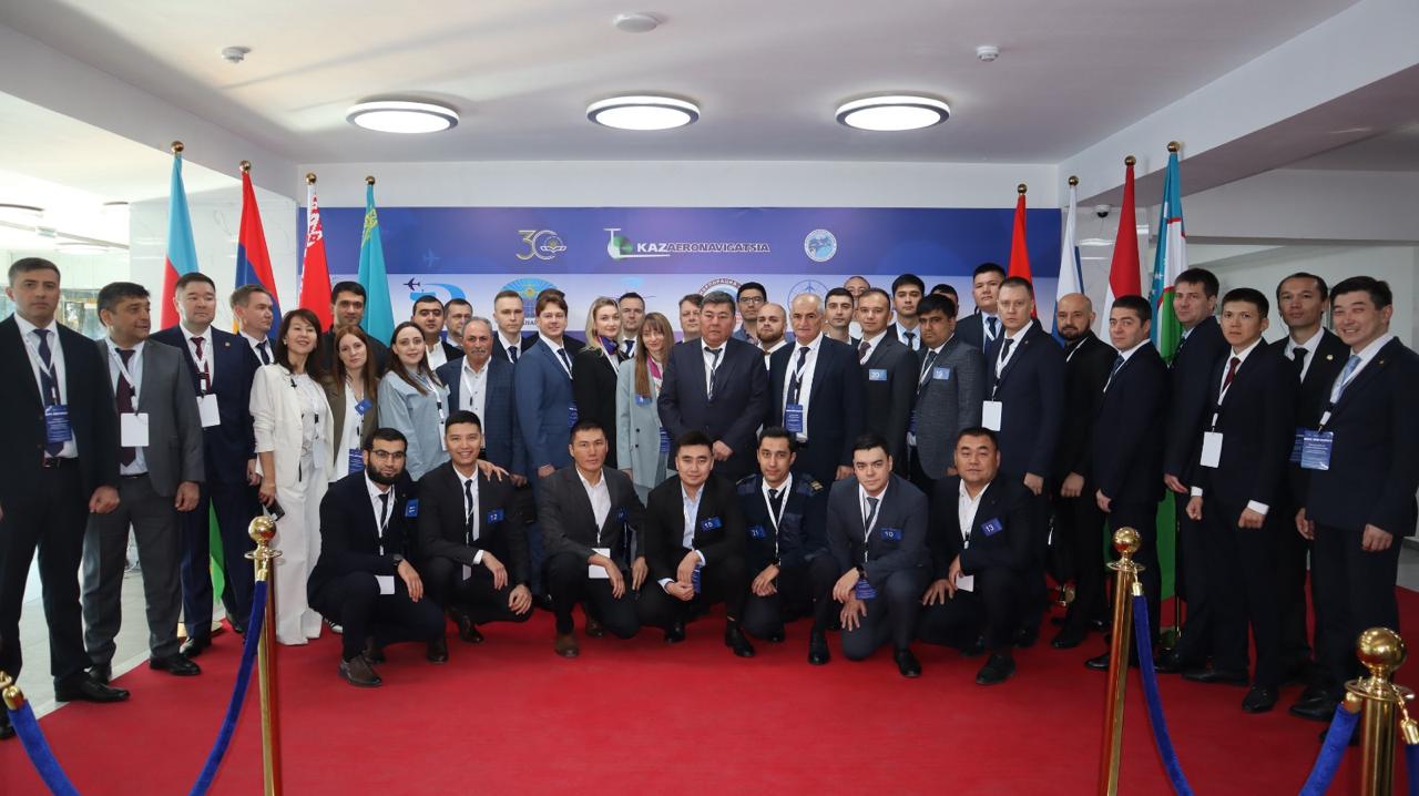 الماتىدا حالىقارالىق اۋە ديسپەتچەرلەرىنىڭ بايقاۋى  ءوتىپ جاتىر