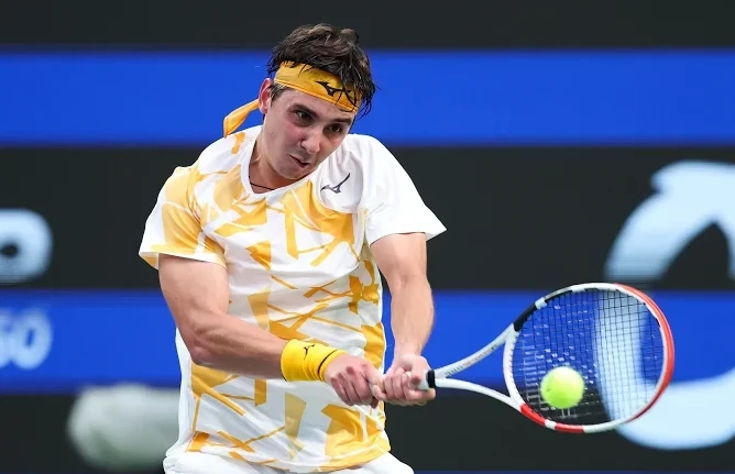 الەكساندر شەۆچەنكو الماتىداعى تۋرنيردە جەڭىسكە جەتتى