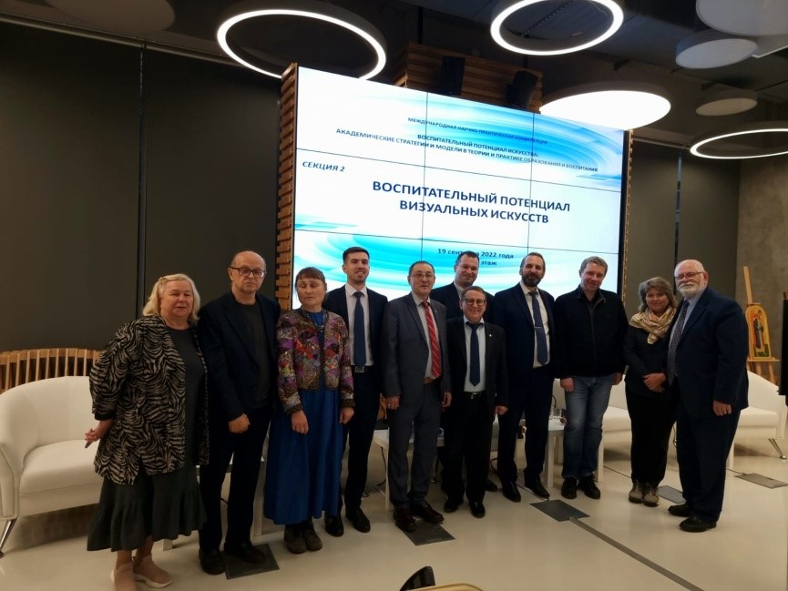 كوركەمسۋرەت ءبىلىمىنىڭ جوقشىسى