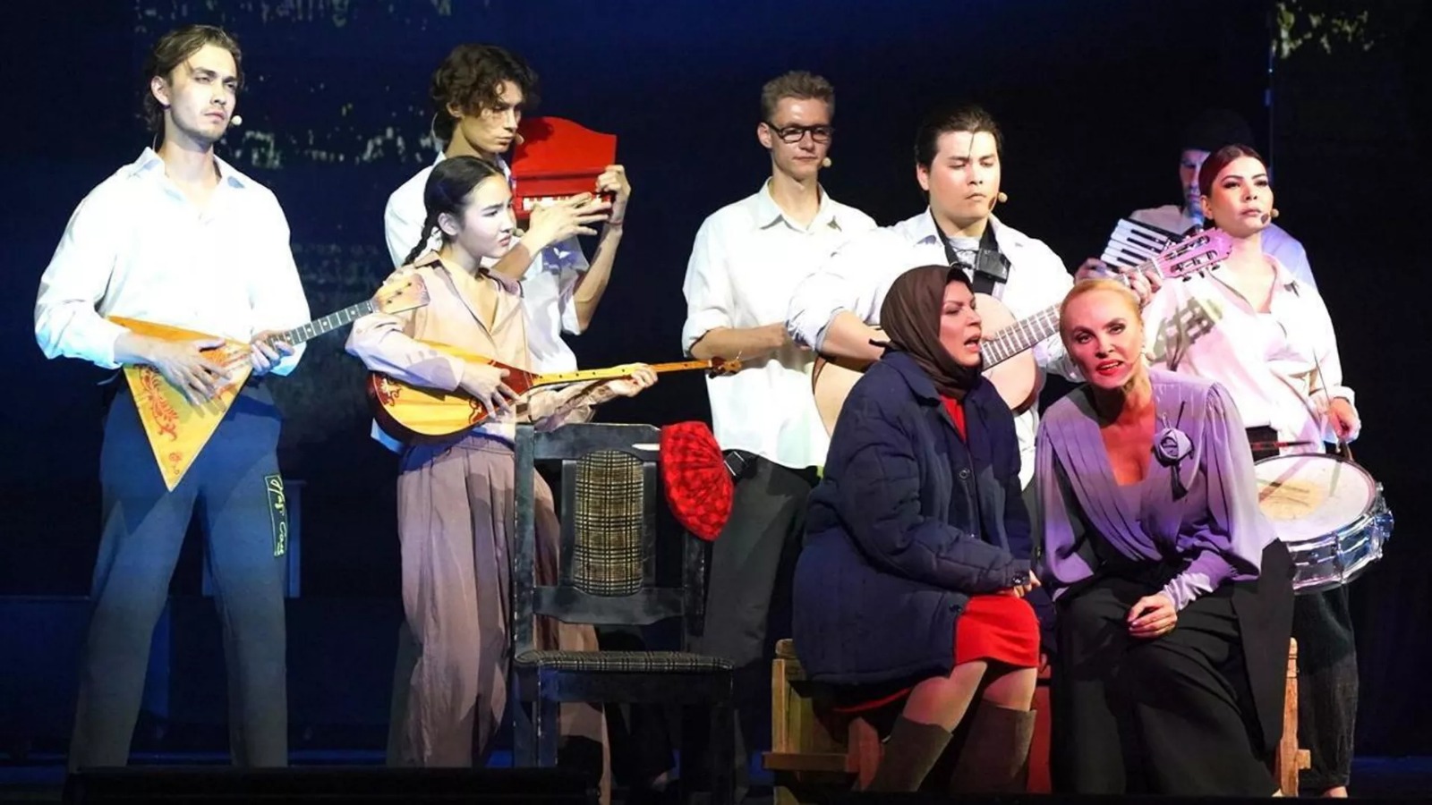 الماتىداعى ناتاليا ساتس اتىنداعى تەاتر العاش رەت ماسكەۋدە ونەر كورسەتتى