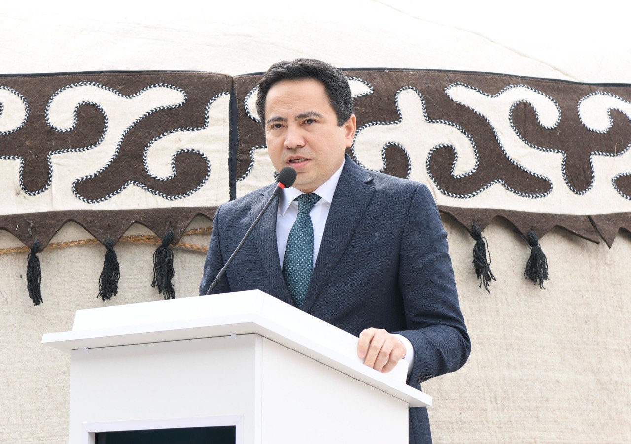 تاراز بەن قازاق قالالارى باۋىرلاستىق قاتىناس ورناتتى