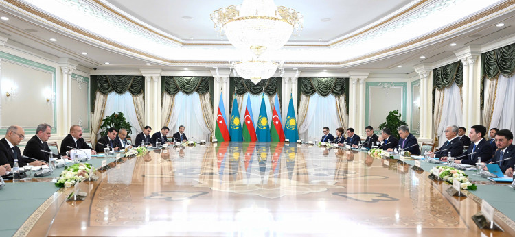 پرەزيدەنتتەر جوعارى مەملەكەتارالىق كەڭەستىڭ ەكىنشى وتىرىسىن وتكىزدى