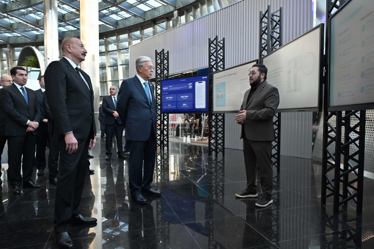 قازاقستان مەن ازەربايجان پرەزيدەنتتەرى Alem.AI حالىقارالىق جاساندى ينتەللەكت ورتالىعىنا باردى