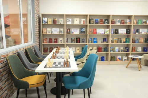 استانادا جاڭا كىتاپحانا اشىلدى