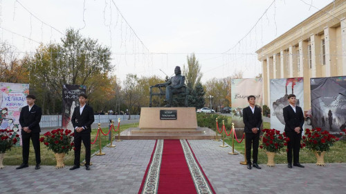 تارازدا رەسپۋبليكالىق تەاتر فەستيۆالى باستالدى