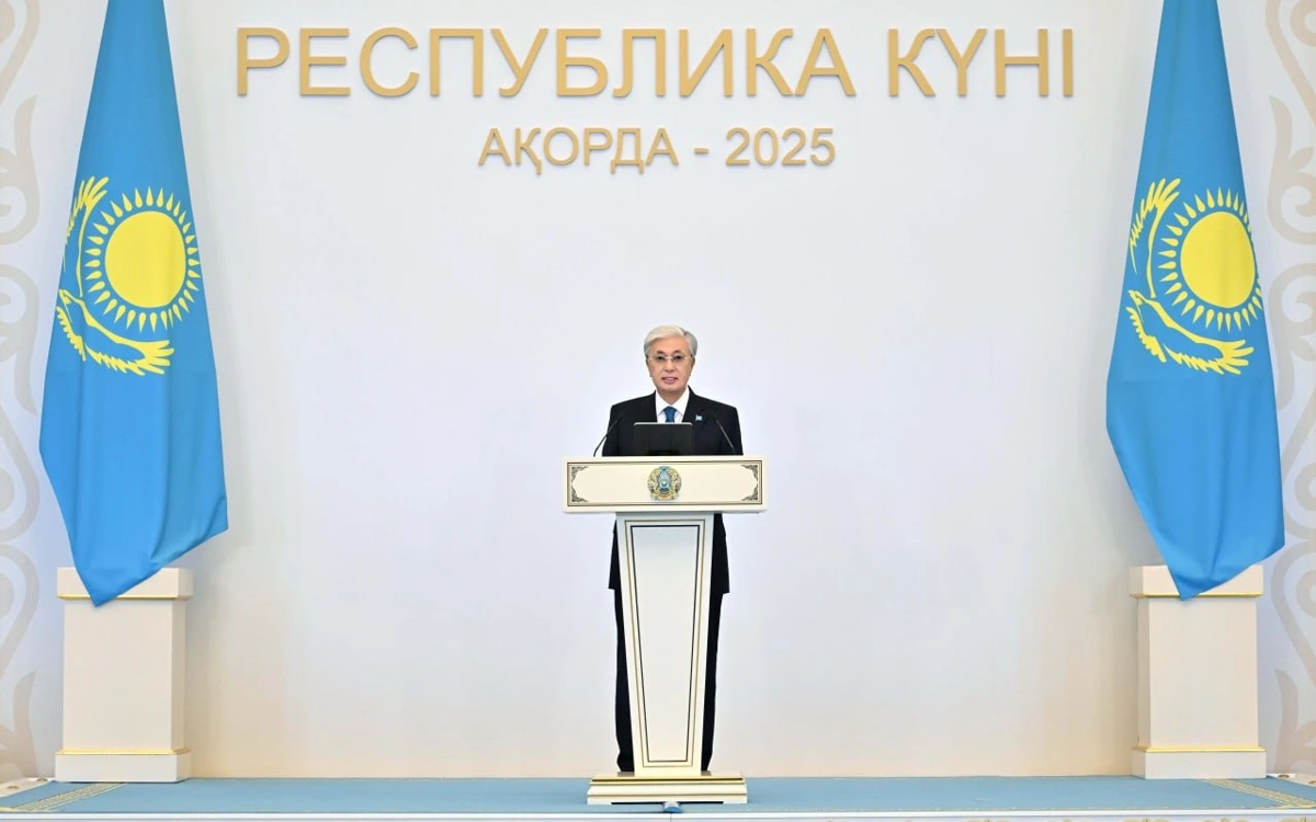 قاسىم-جومارت توقاەۆ قازاقستاندىقتاردى رەسپۋبليكا كۇنىمەن قۇتتىقتادى