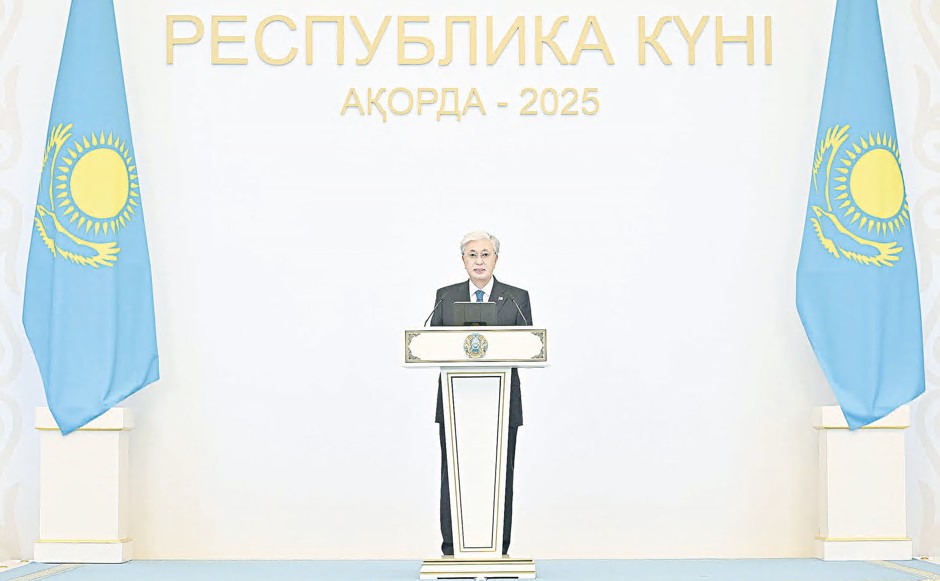 دەربەس ەل بولۋعا جول اشقان قاستەرلى كۇن