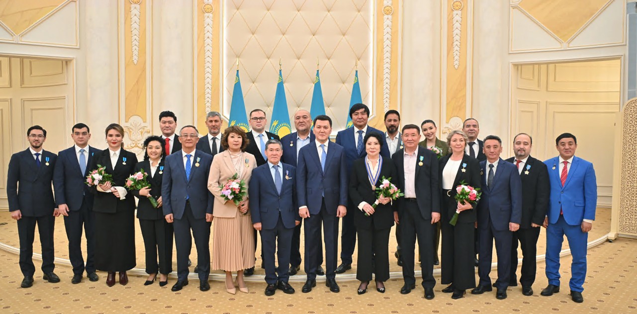 مەملەكەتتىك ناگرادالار تاپسىردى