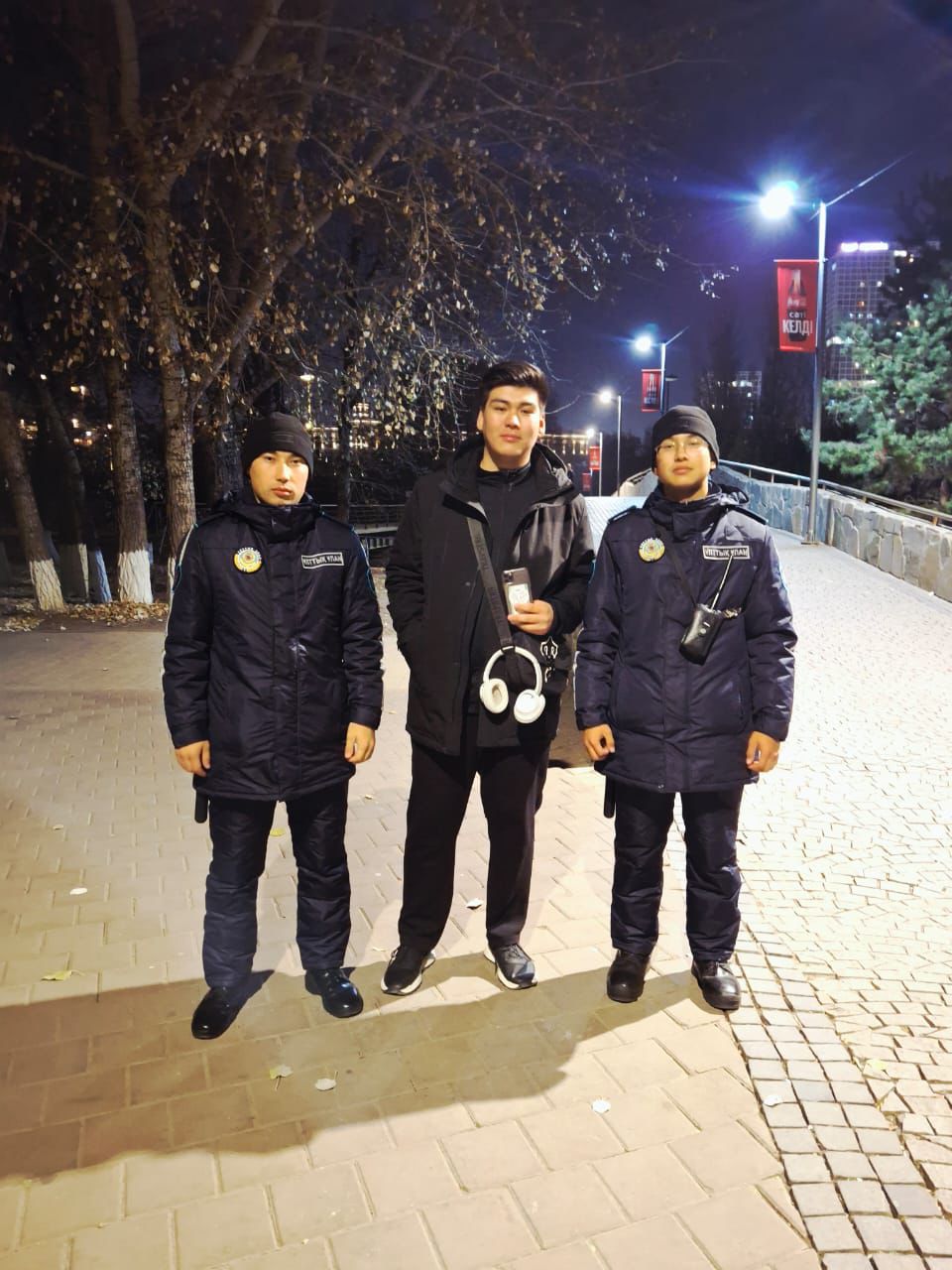 ۇلاندىقتار جوعالعان سمارتفونداردى يەلەرىنە قايتاردى