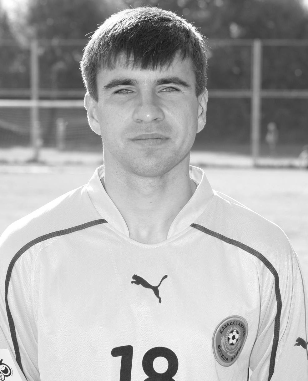 فۋتبولشى اندرەي مورەۆ دۇنيە سالدى