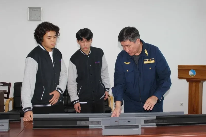 ەلوردا وقۋشىلارىنىڭ ونەرتابىسى تەمىرجول سالاسىنا جاڭالىق اكەلدى