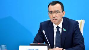 ماۋلەن اشىمباەۆ: مەملەكەتتىڭ ەكونوميكالىق رەفورمالارىنىڭ نەگىزگى ماقساتى – حالىقتىڭ ءومىر ءسۇرۋ ساپاسىن ارتتىرۋ