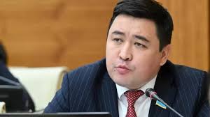 پرانك جاسايمىن دەپ قوعامدىق ءتارتىپتى بۇزاتىندار كوبەيىپ كەتتى - نارتاي ارالباي ۇلى