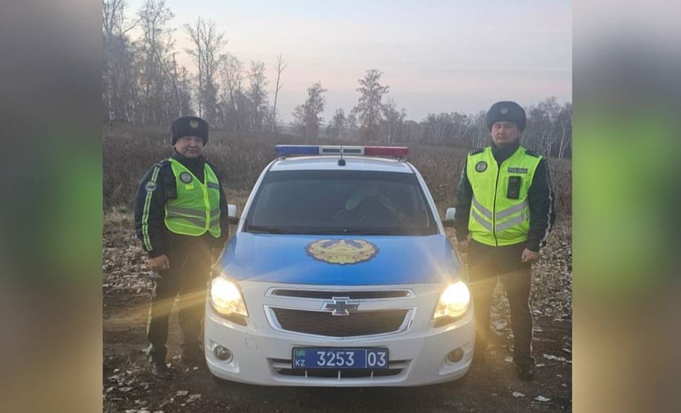 پوليتسەيلەر بۋرابايدا ءۇش ادامدى قۇتقاردى