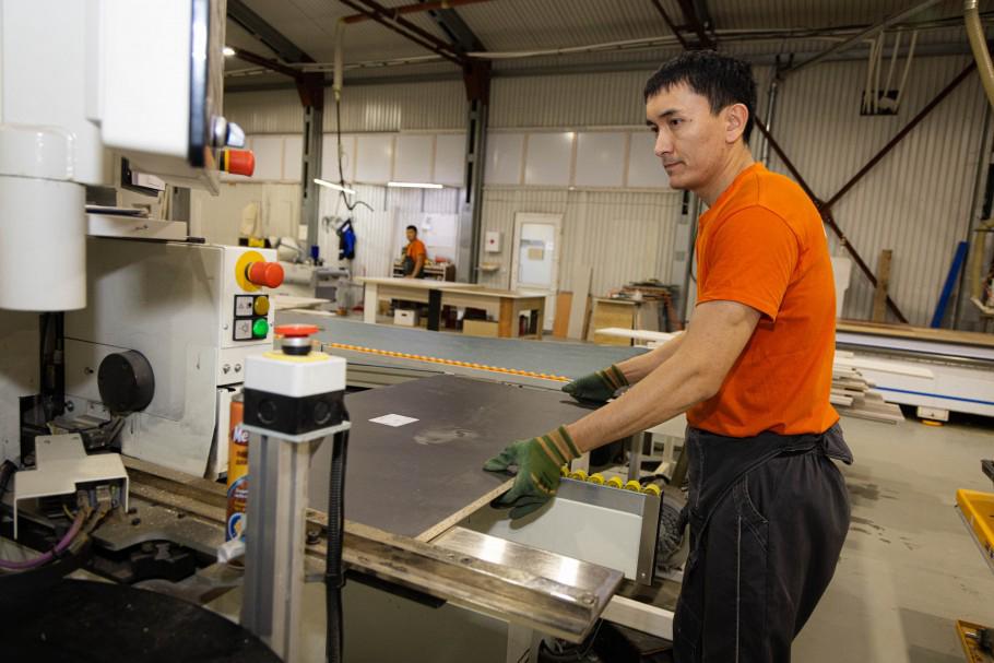 «ورلەۋ» باعدارلاماسى ارقىلى ءورىسىن كەڭەيتكەن كاسىپورىندار